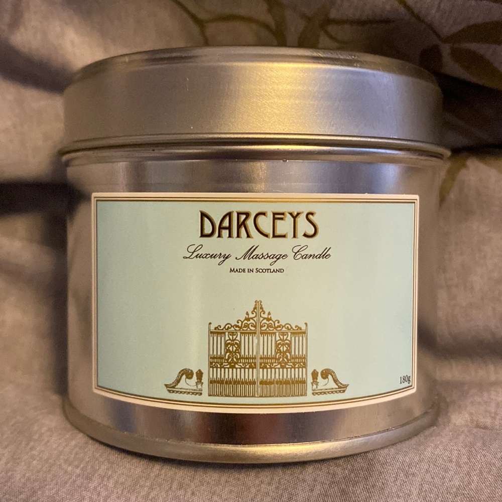 DARCEYS Luxury Massage Candle - Coconut & Lemongrass